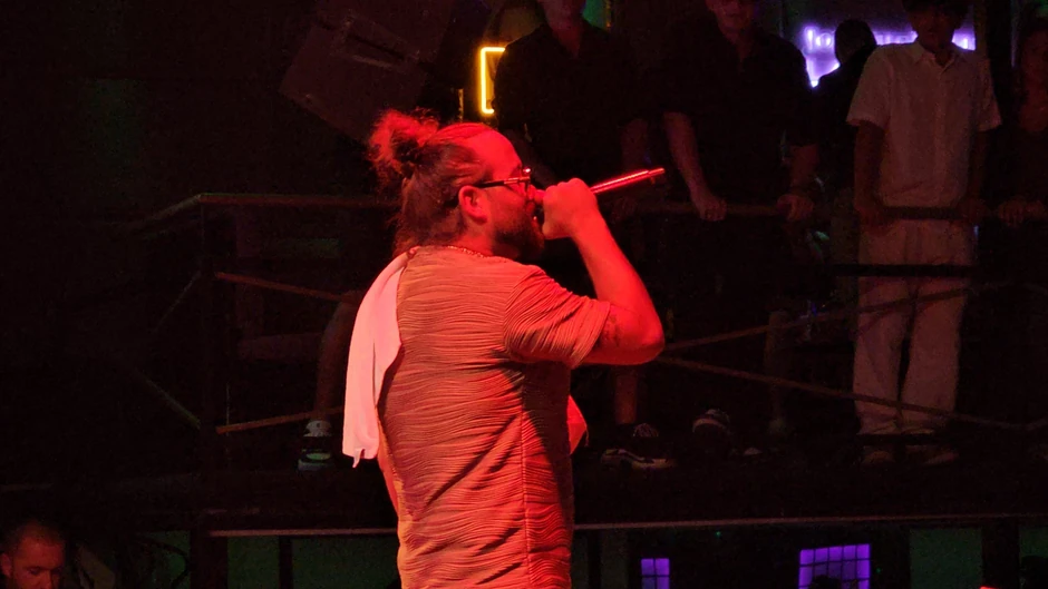 Rasta prvi put u javnosti posle hapšenja u Makedoniji