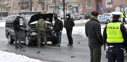 Wypadek SOP w Warszawie. Trzy osoby trafiły do szpitala