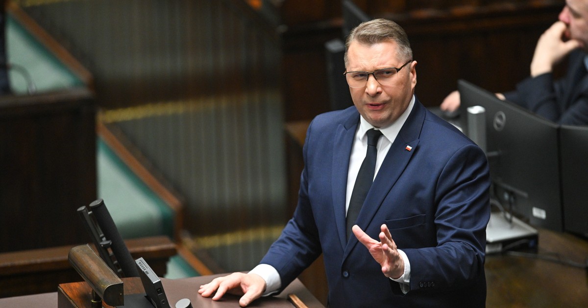 Wrogowie Czarnka w PiS szukają haków? "Nie jest dokładnie sprawdzony"