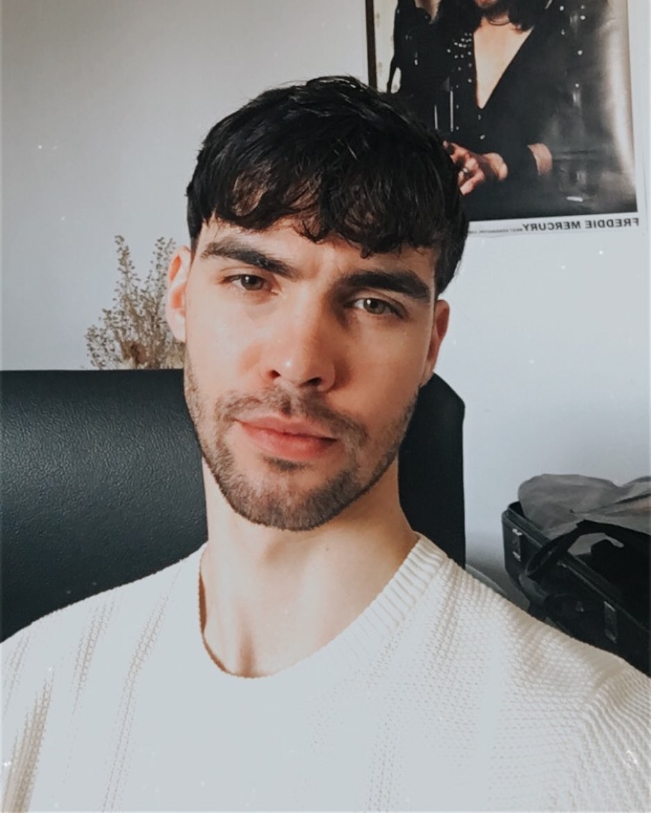 Spevák Adam Pavlovčin.
