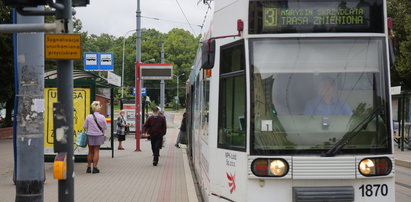 Bilet na łódzki tramwaj w cenie... auta?! 