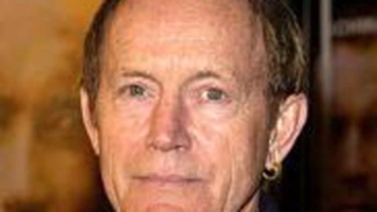 Lance Henriksen jako pierwszy aktor znalazł się w ekipie nowej produkcji science-fiction "Alien vs. Predator", w której spotkają się znani i popularnie