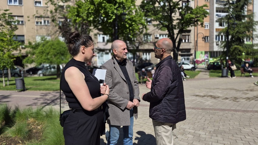 Mića i Sanja Simić i advokat Saša Knežević