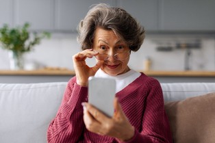 Ponowne przeliczenie emerytury po 65. roku życia OFE 2025. Kto może się starać o ponowne przeliczenie emerytury po 65 roku życia?