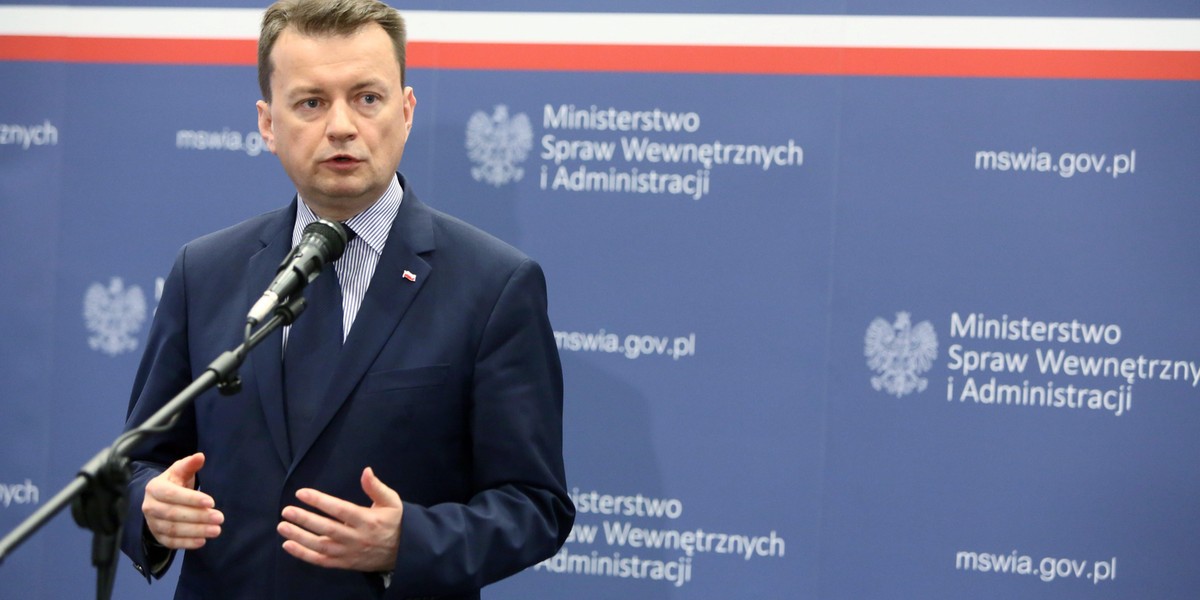 Mariusz Błaszczak chce zwalczać terroryzm chrześcijaństwem