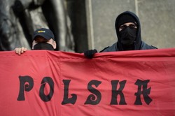 Święto Niepodległości w Warszawie. Ruszył pierwszy marsz