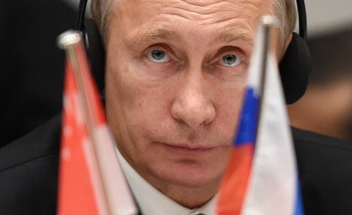 Prezydent Rosji Władimir Putin podczas zakończenia obrad szczytu Azja-Europa ASEM, 17 bm. w Mediolanie. (ukit) PAP/Radek Pietruszka
