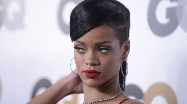 Rihanna megmutatta formás alakját / Fotó: Northfoto
