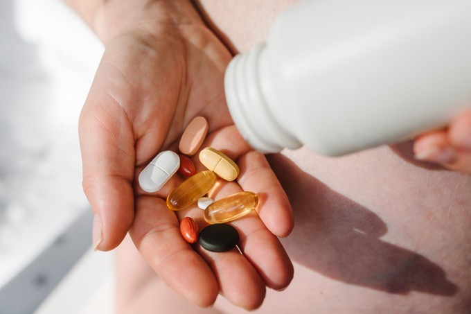 Vitaminok veszélyei: hogyan alakulhat ki egyszerre hiány és túladagolás?