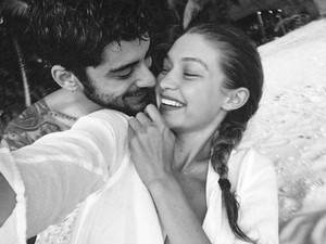 Szupercuki közös szelfin az álompár, Zayn Malik és Gigi Hadid