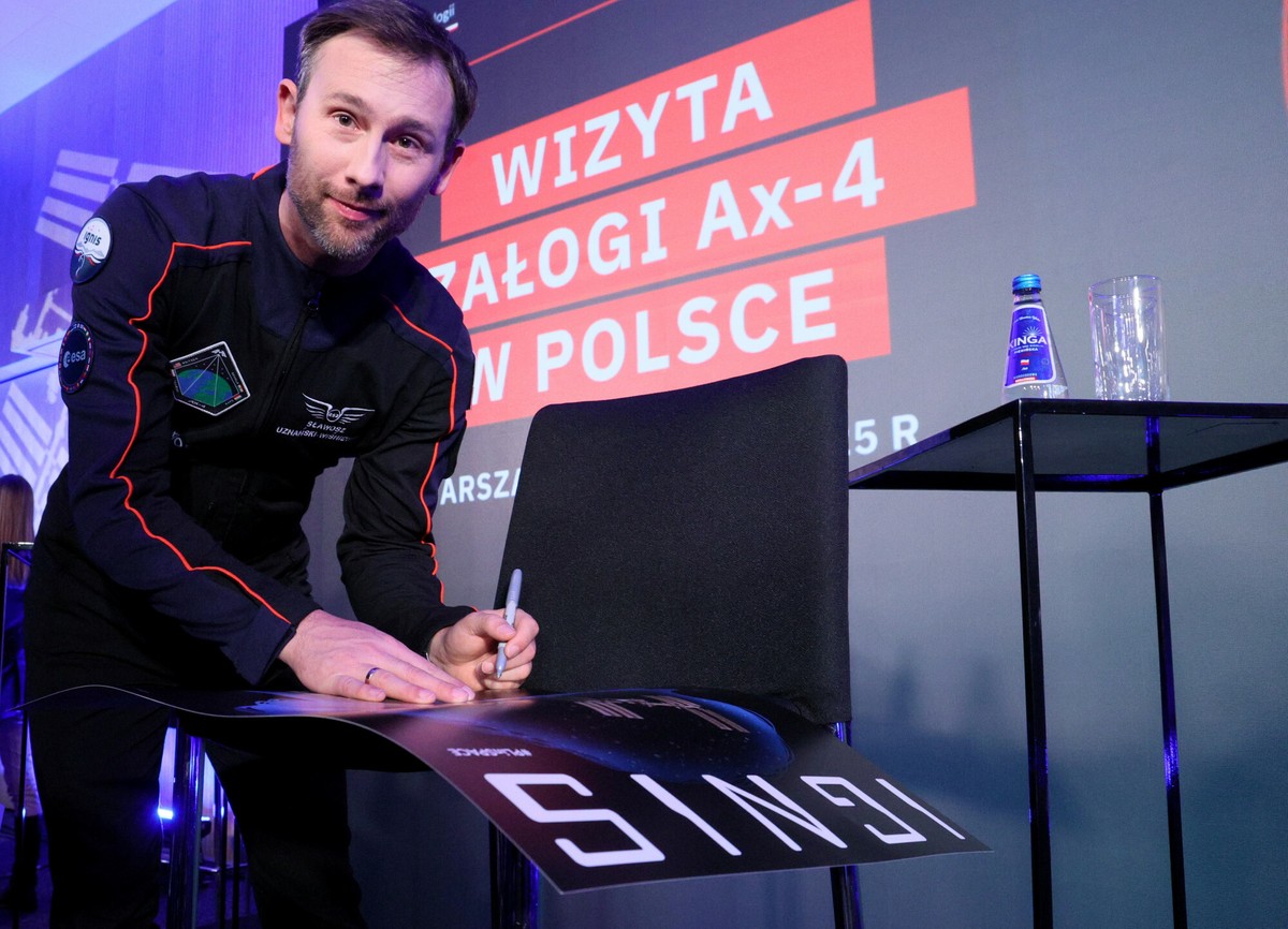 Sławosz Uznański-Wiśniewski wraca do Polski. Znamy dokładny termin