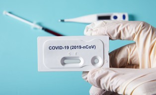 Nowy test na przeciwciała dla SARS-CoV2 podaje wynik w 12 sekund