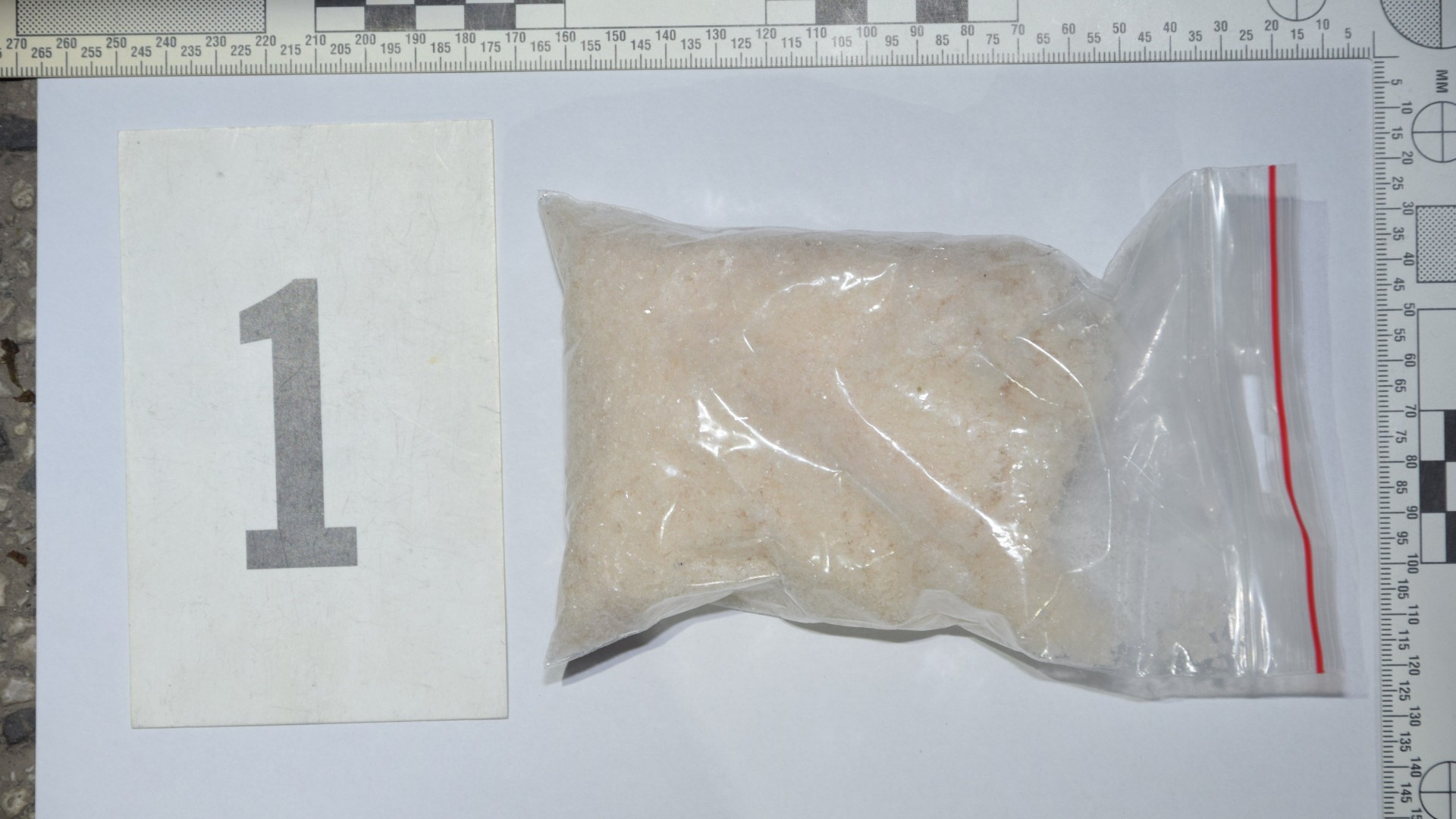 Policia zadržala dílera so 100 grammi metamfetamínu