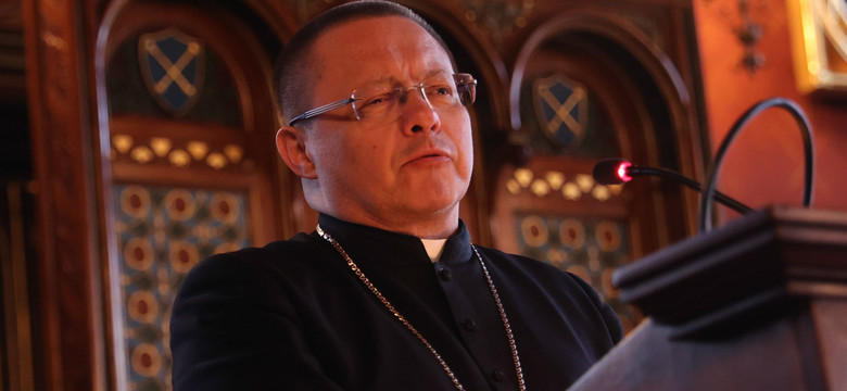 Abp Ryś: Osoby bez maseczek? Kościół nie ma swojej policji i więzień