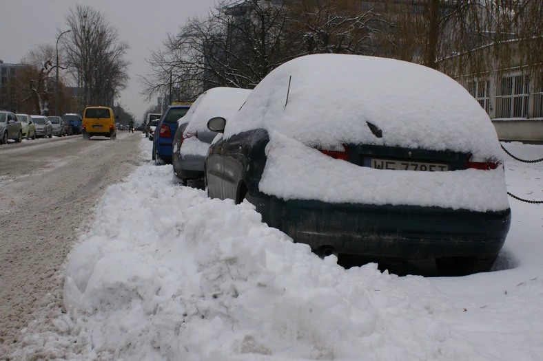 Zaśnieżone auto