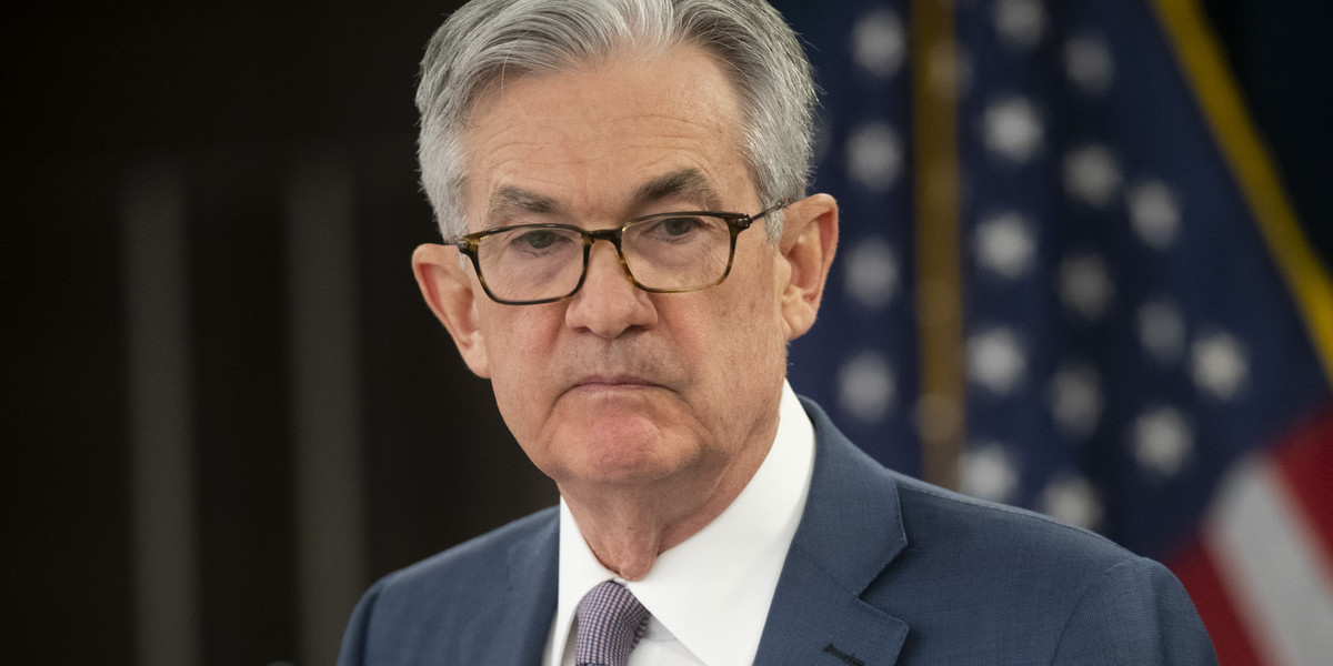 Fed utrzymał stopy procentowe na dotychczasowym poziomie. Na zdjęciu prezes Fed Jerome Powell.