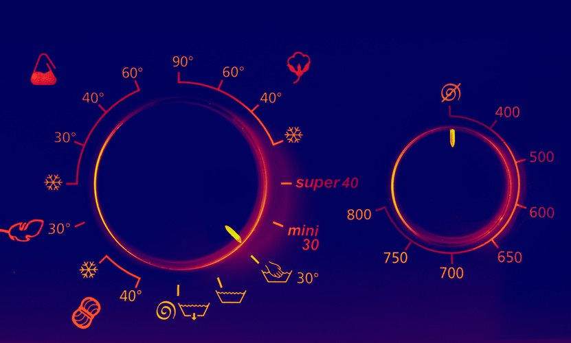 <strong>9. Śpij oszczędnie

Czasem warto zmienić taryfę. Pranie w nocy może być bowiem nawet 10 razy tańsze. Sprawdź, czy korzystasz z taryfy strefowej. Ustal, w jakich godzinach masz tańszą energię i zacznij używać programatora czasowego w swojej pralce. <br /><br />