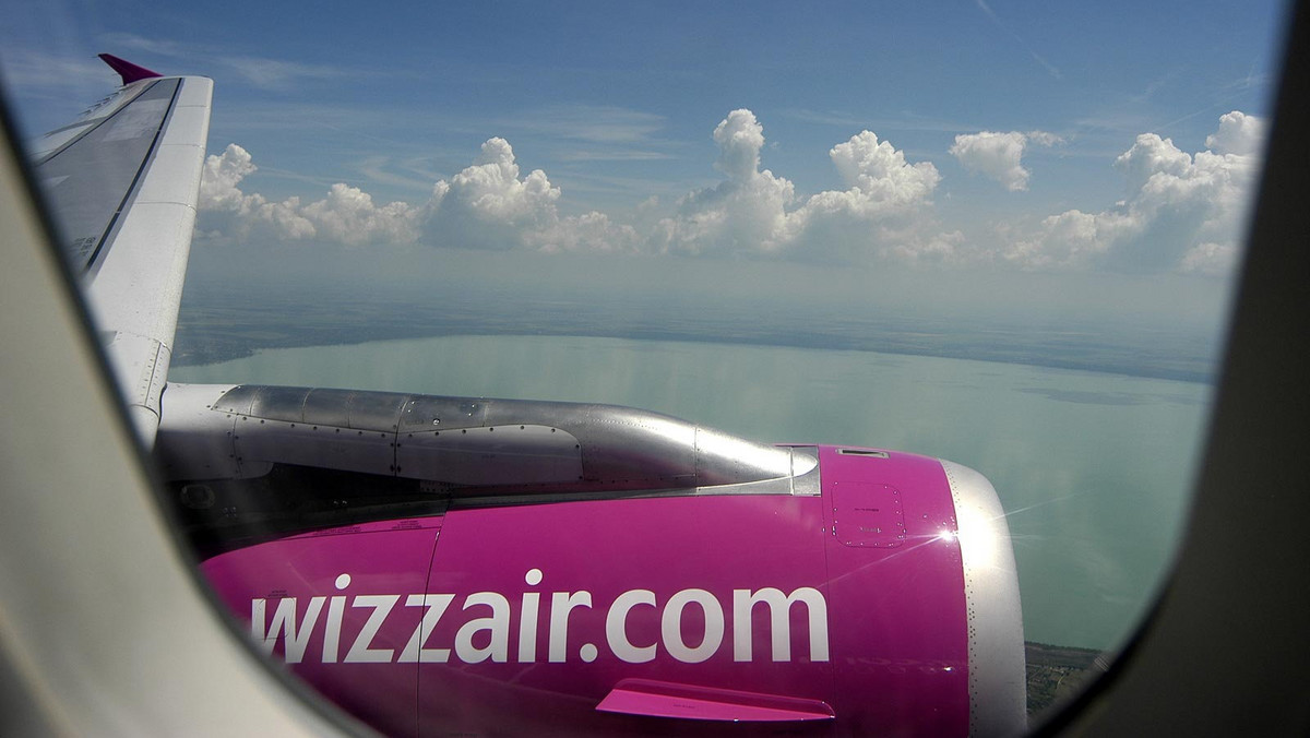 Koronawirus w Polsce. Wizz Air ponownie lata z Polski