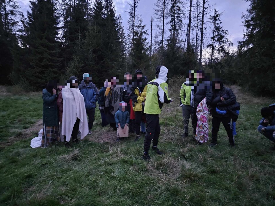 Uchodźcy koczowali na Słowacji 2 km od granicy z Polską w Jurgowie