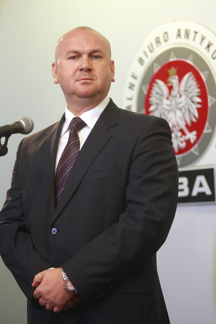 Szef CBA Paweł Wojtunik