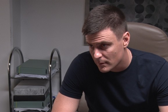 "POČEO JE BEZOBRAZNO DA ME 'VATA', NISAM ZNALA KAKO DA REAGUJEM" Ova glumica je bila prva ljubav Vuka Kostića: Otkrila kako se ponašao u vezi
