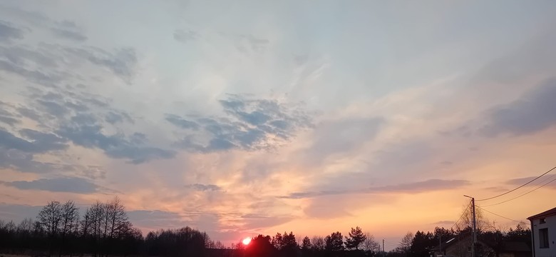 Weekendowa pogoda. Słoneczny piątek i sobota, deszcz i ochłodzenie w niedzielę