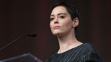 Rose McGowan w swojej książce opisała gwałt. "Głośno pojękiwał, a ja płakałam"