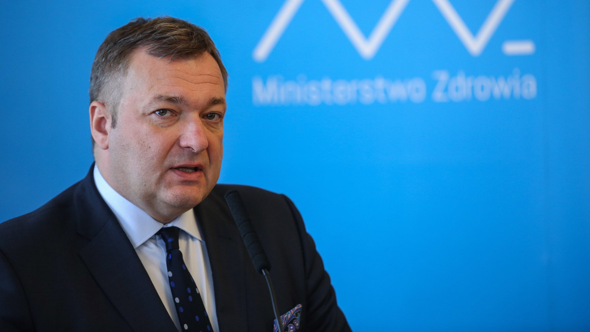 Premier Mateusz Morawiecki odwołał dziś aż siedemnastu wiceministrów. W tym gronie znalazł się też pochodzący z regionu świętokrzyskiego wiceminister zdrowia Marek Tombarkiewicz.