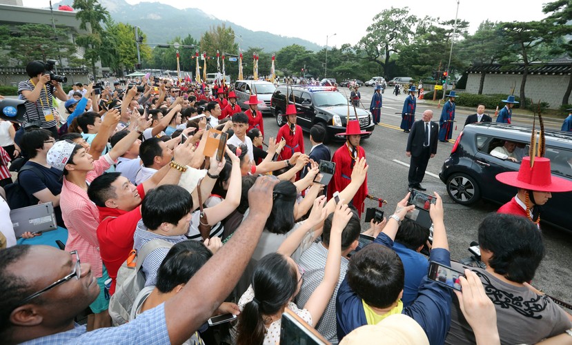 Kia soul to samochód, którym papież Franciszek podróżuje podczas wizyty w Korei Południowej