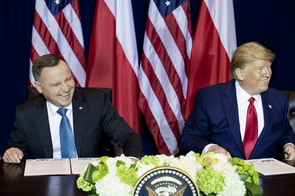 Polska goni USA. Dziesięć kluczowych faktów o obu gospodarkach