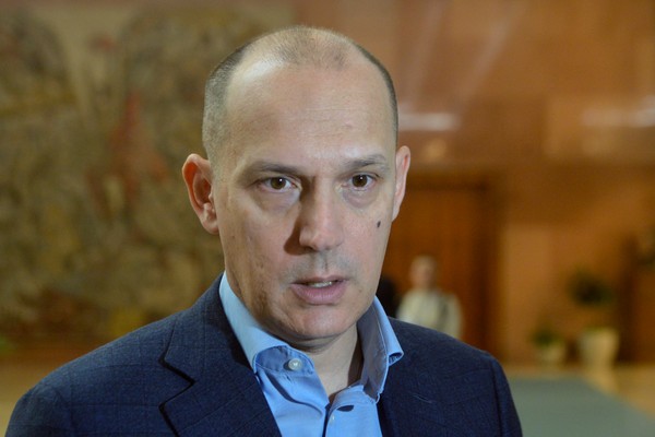   Srbiji nedostaje 20.000 profesionalnih vozača