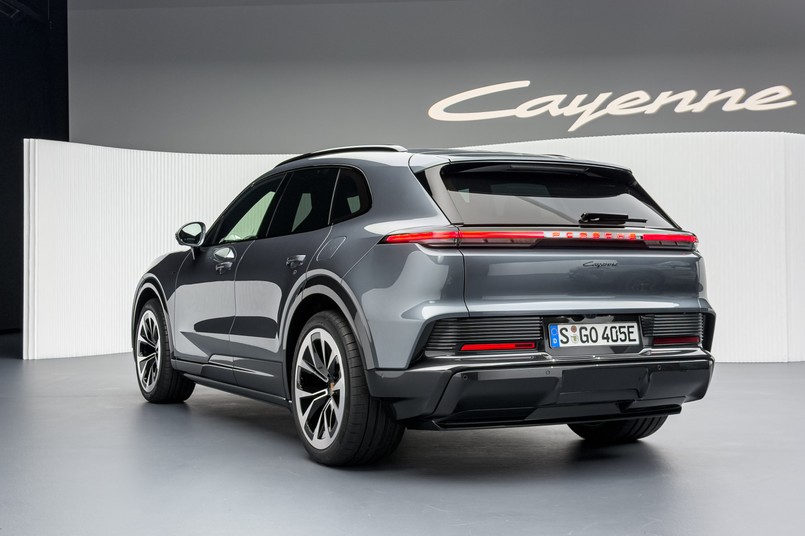 Porsche Cayenne Electric