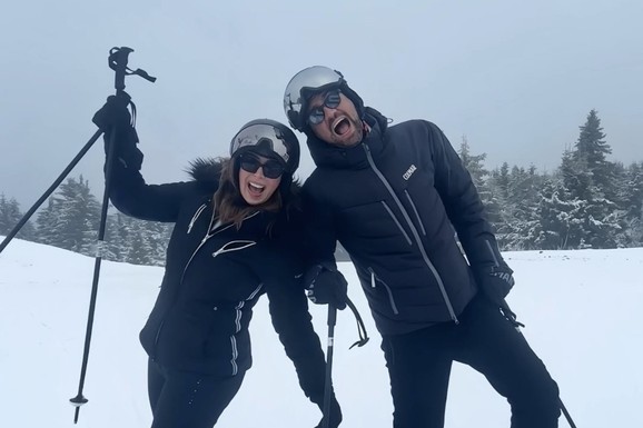 UDALA SE ZA BIZNISMENA I BAŠKARI SE U LUKSUZU Voditeljka sa suprugom otišla na zimovanje: Pokazala kako uživaju u vinu i skijanju (Foto)