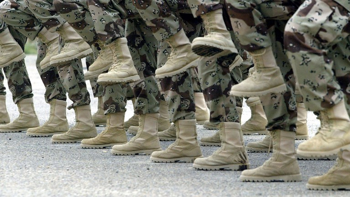 Gen. Bryan Roberts z bazy wojskowej w Karolinie Południowej został zawieszony w pełnieniu obowiązków w związku z podejrzeniami o "cudzołóstwo". To kolejny skandal seksualny do jakiego doszło w amerykańskiej armii, którą w ciągu ostatnich lat dotknęła prawdziwa plaga przestępstw seksualnych.
