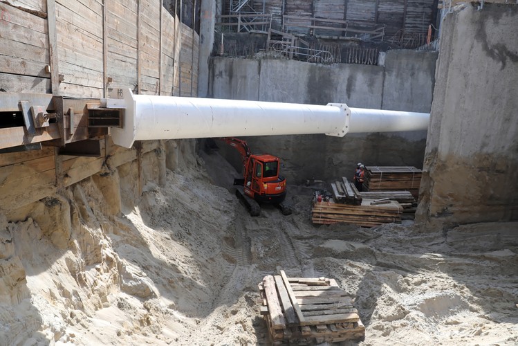 Teren budowy Południowej Obwodnicy Warszawy przy skrzyżowaniu al. KEN z ul. Płaskowickiej w Warszawie. (kf) PAP/Tomasz Gzell