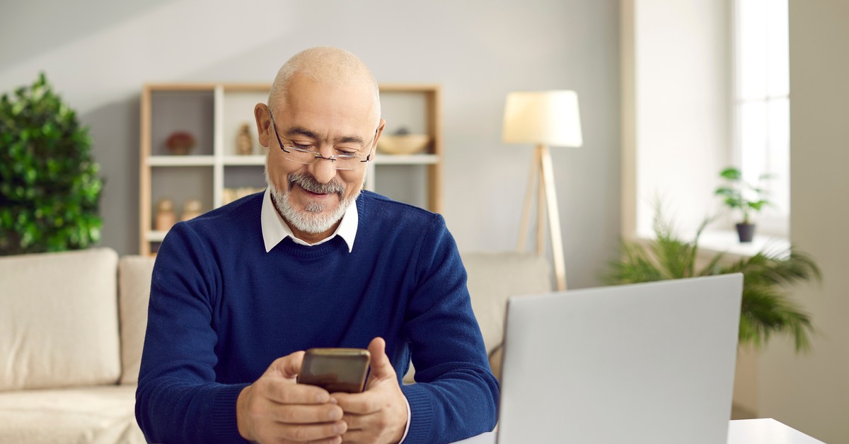 Podwyżka emerytur dla niektórych seniorów już od 1 stycznia 2026 r., a nie (jak zwykle ma to miejsce) od 1 marca. Kto może liczyć na wcześniejsze większe wypłaty?
