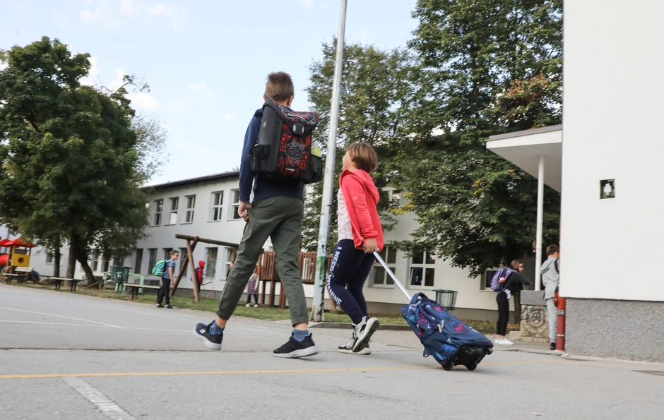 Počela školska godina u Hrvatskoj - Zagreb