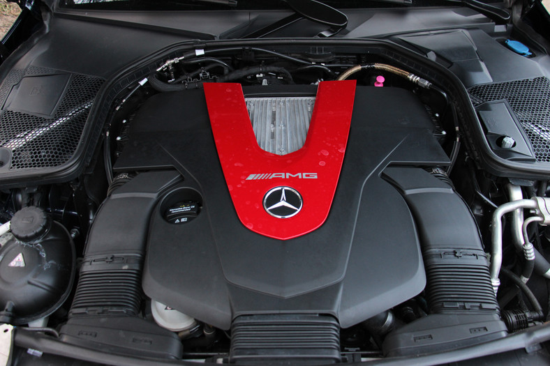 Mercedes-AMG C43 cabrio 4MATIC