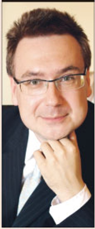 Czy zamawiający zwraca wadium wraz z należnymi odsetkami