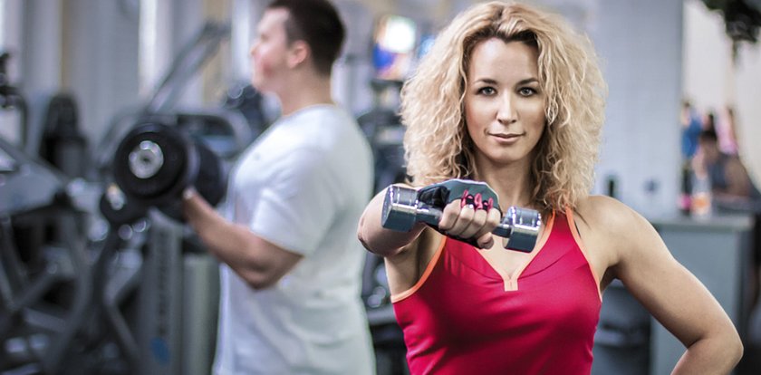 Nawet na fitness chodzisz w makijażu? To błąd!