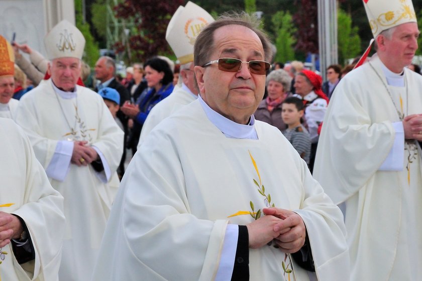 Rydzyk o swoim ubóstwie: gdybym skończył medycynę...