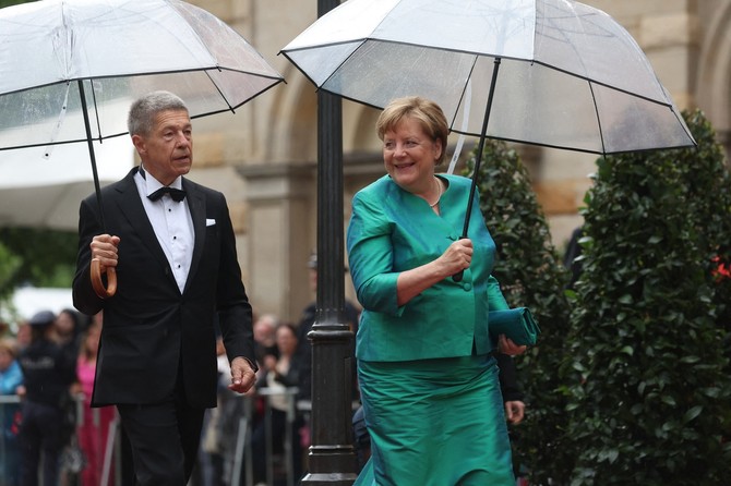 Angela Merkel sa suprugom