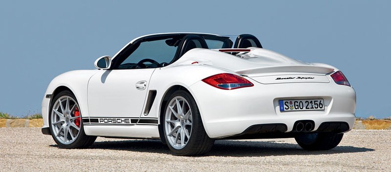 Porsche Boxster Spyder: Odlehčení a retro styl