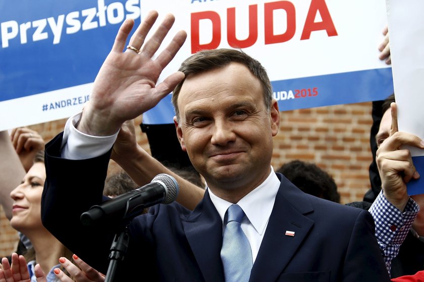 Duda zatrudni posła, którego ratował na stoku