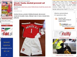 Co brytyjski premier dał wnukowi Tuska