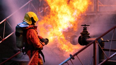 atak dronów na największą rafinerię w arabii saudyjskiej. została zamk