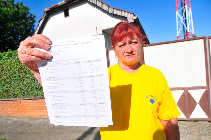 Nadica Jerkov kaže da izvršitelj njen novac nije prebacivao “Informatici” godinu dana, od marta 2015, a tek u aprilu ove godine je uplatio samo deo dugovanja