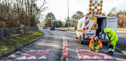 Zakładają poduszki na ulicach