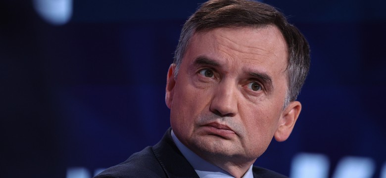 Ziobro składa zawiadomienie do prokuratury.  Oskarża ministra Żurka. "To już wyższy poziom absurdu"