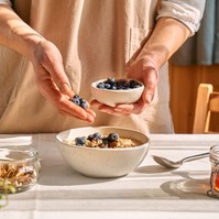 Nem mindegy, miben áztatja a zabpelyhet! A szerveztre káros anyag is maradhat benne - így szabadulhat meg tőle könnyen